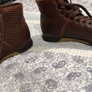 Leather NoBull Sneakers